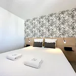 Апартаменты Sous Les Palmiers - Neuf - Parking - Centre - Tele