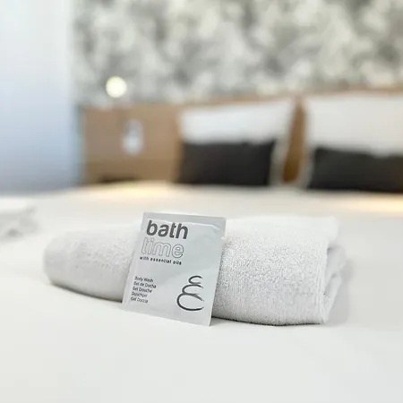 Apartment Sous Les Palmiers - Neuf - Parking - Centre - Tele