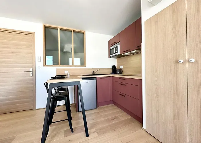 Apartman Sous Les Palmiers - Neuf - Parking - Centre - Tele