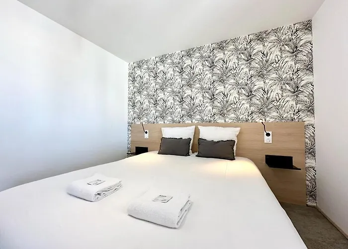 Apartman Sous Les Palmiers - Neuf - Parking - Centre - Tele